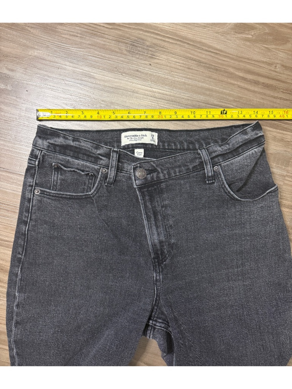 Abercrombie Curve Love 90s Slim Straight Jeans 28 Ultra High Rise ♡ Black Wash - Picture 6 of 11